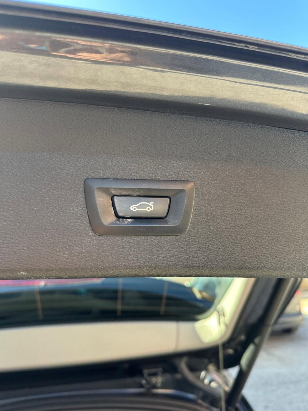 BMW X1 sDrive18d Business Advantage (8)