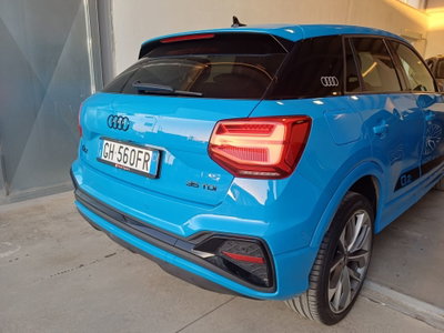 Audi Q2 Q2 35 TDI quattro S tronic Identity Black (13)