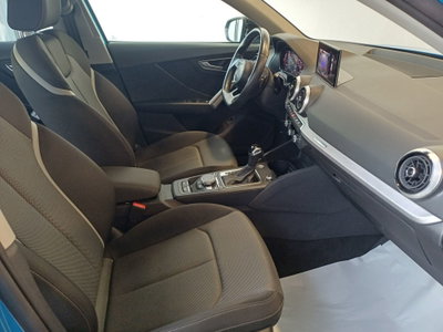 Audi Q2 Q2 35 TDI quattro S tronic Identity Black (8)