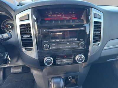 Mitsubishi Pajero 3.2 DI-D 16V aut. 3p. Tender DPF (12)