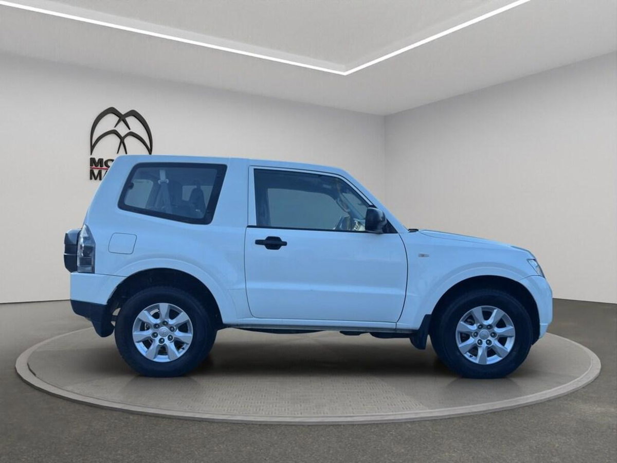 Mitsubishi Pajero 3.2 DI-D 16V aut. 3p. Tender DPF (4)