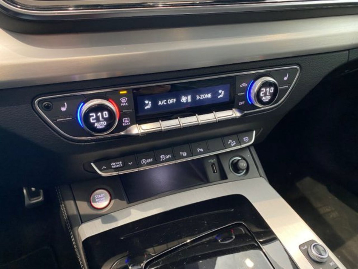Audi SQ5 Sportback 3.0 tdi mhev 48V Sport Attitude quattro tiptronic (15)