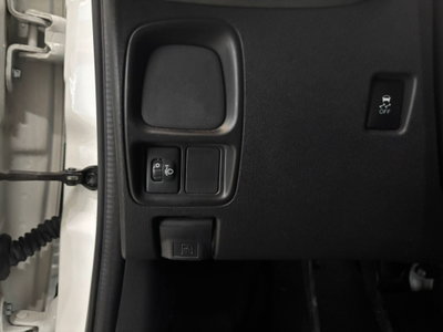 Peugeot 108 VTi 82 CV 5 porte Allure (11)