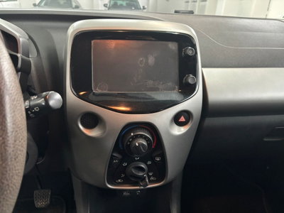 Peugeot 108 VTi 82 CV 5 porte Allure (16)