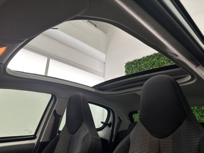 Peugeot 108 VTi 82 CV 5 porte Allure (19)