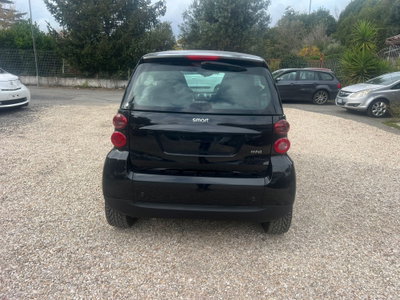 smart Fortwo 1000 45 kW MHD coupé pure (4)