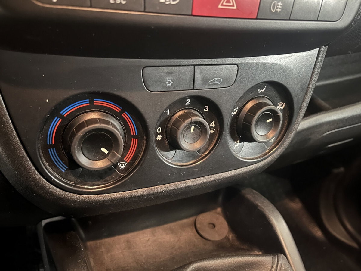 Opel Combo 1.6 CDTI 105CV PC-TN Van (750kg) (11)