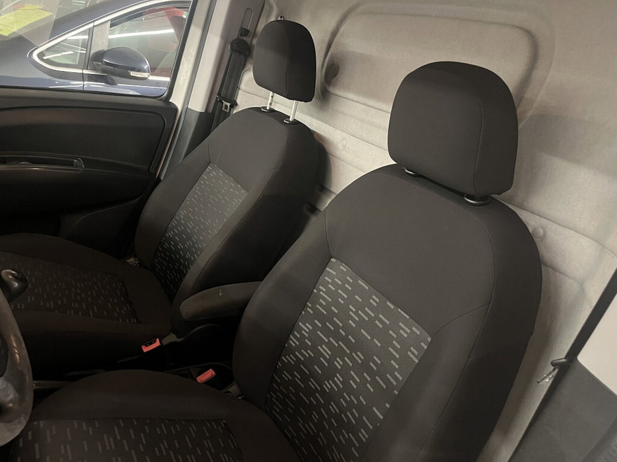 Opel Combo 1.6 CDTI 105CV PC-TN Van (750kg) (8)