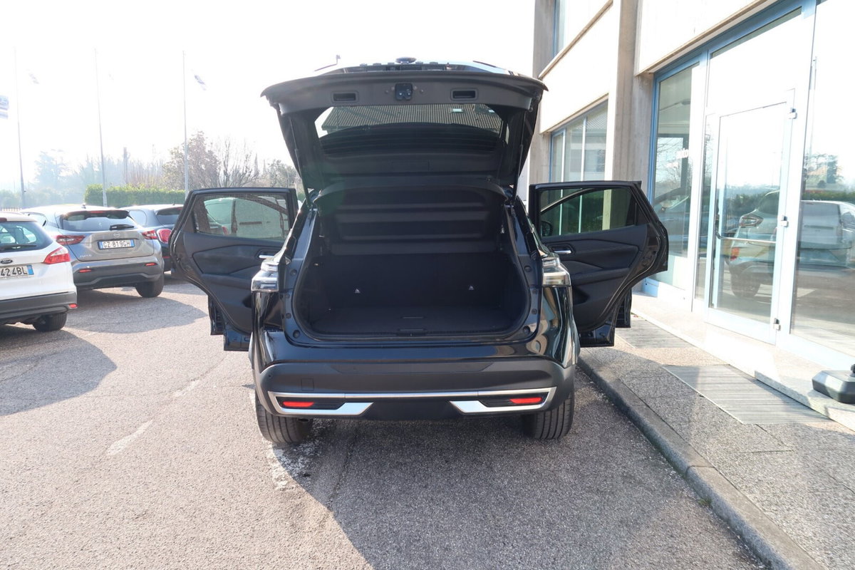 Nissan Qashqai 1.3 mhev N-Connecta 2wd 140cv (11)