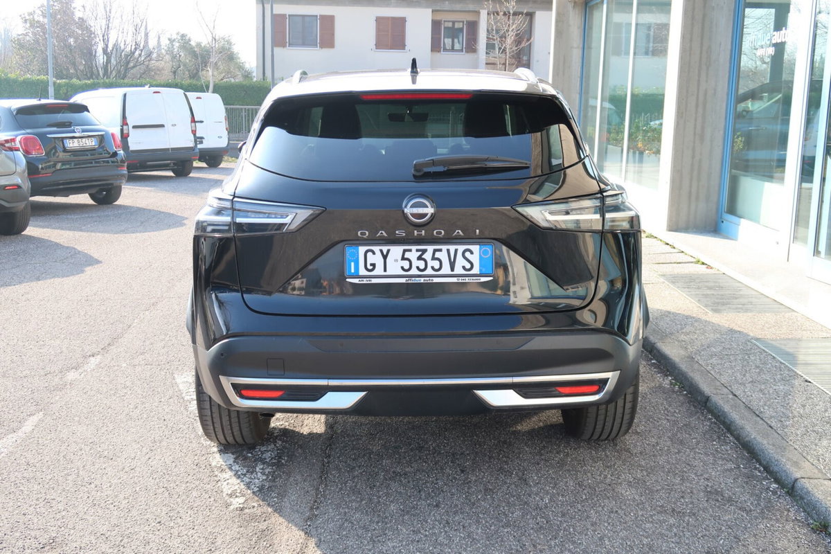 Nissan Qashqai 1.3 mhev N-Connecta 2wd 140cv (6)