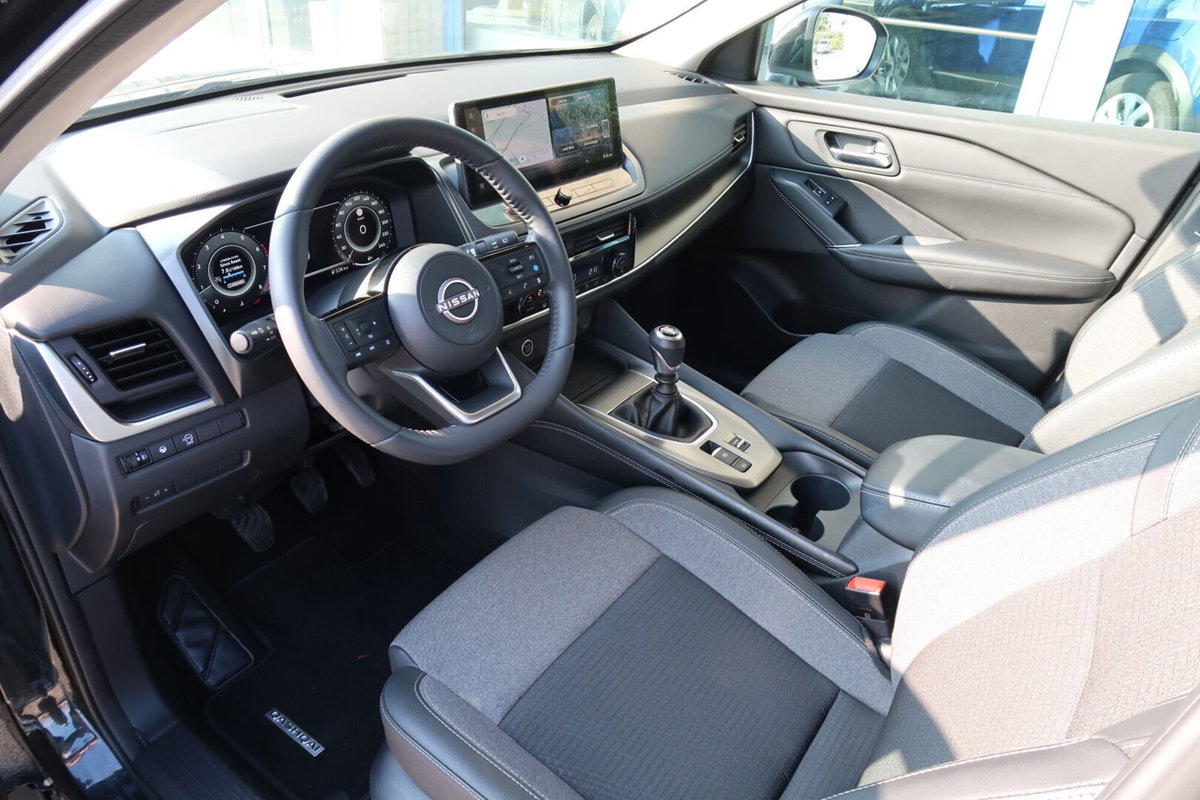 Nissan Qashqai 1.3 mhev N-Connecta 2wd 140cv (8)