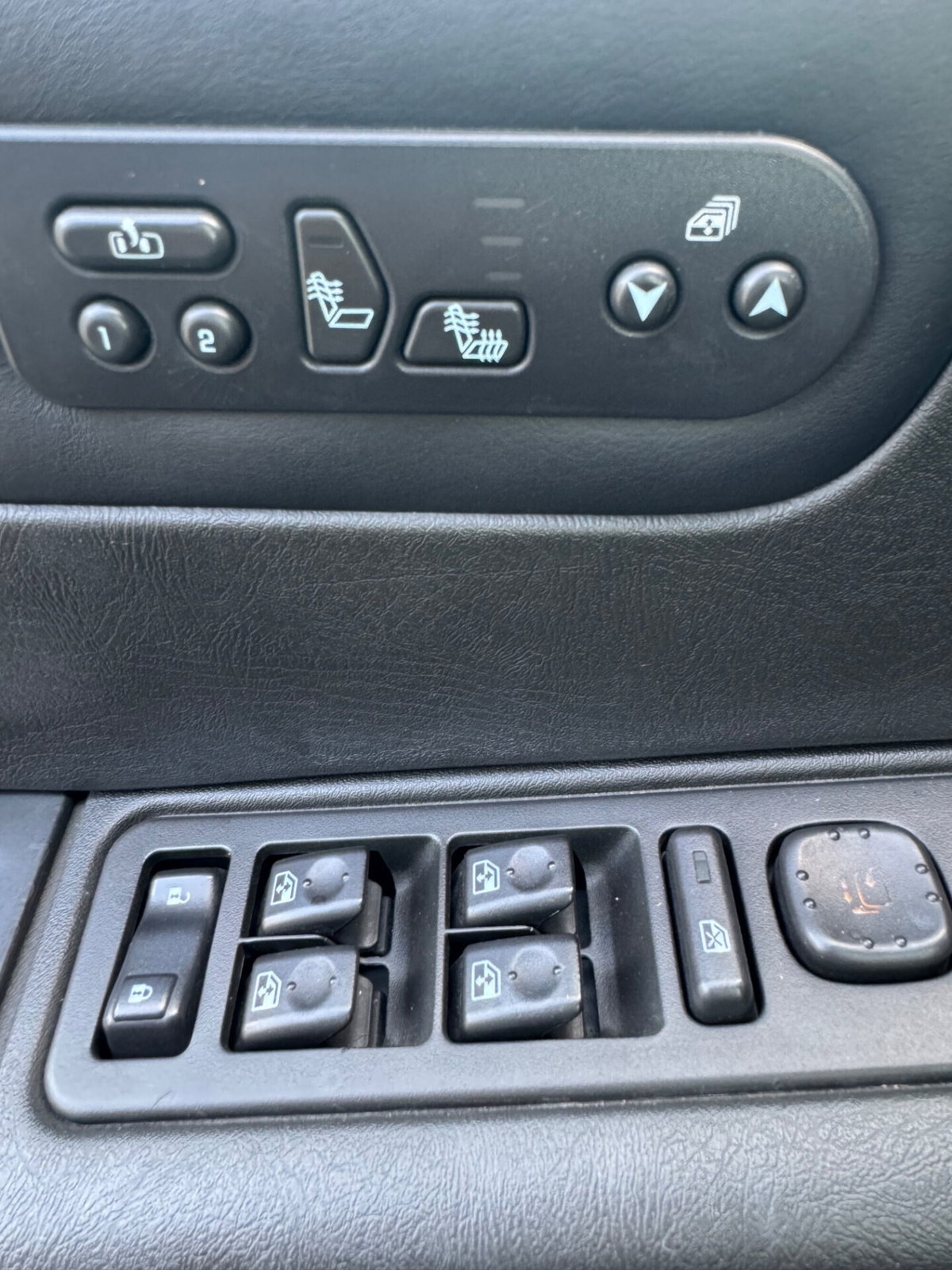 Hummer H2 V8 SUV Platinum (7)