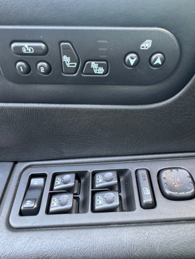 Hummer H2 V8 SUV Platinum (7)