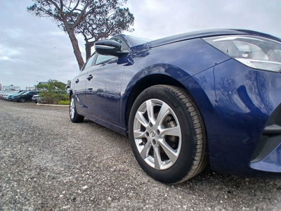 Opel Corsa 1.2 Edition (9)