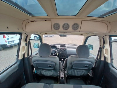 Citroen Berlingo 1.6 16V HDi 90CV 5p. Chrono (19)