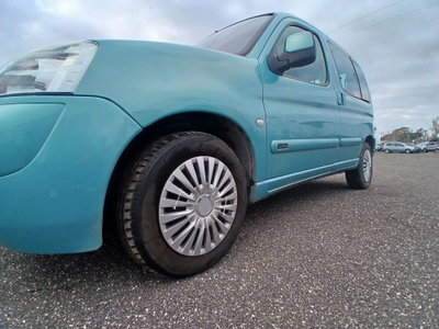 Citroen Berlingo 1.6 16V HDi 90CV 5p. Chrono (9)