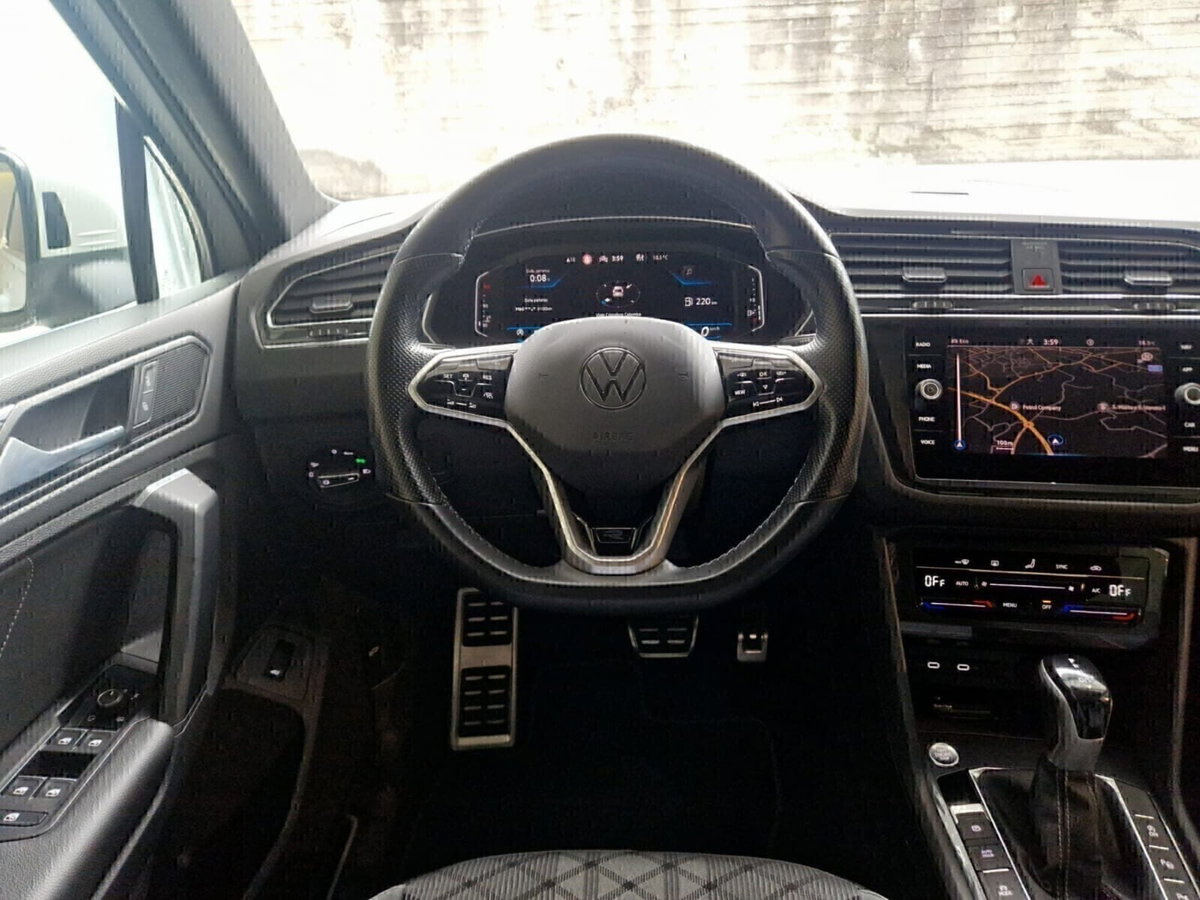 Volkswagen Tiguan 2.0 TDI 150 CV SCR DSG 4MOTION R-Line (14)