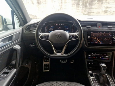 Volkswagen Tiguan 2.0 TDI 150 CV SCR DSG 4MOTION R-Line (14)