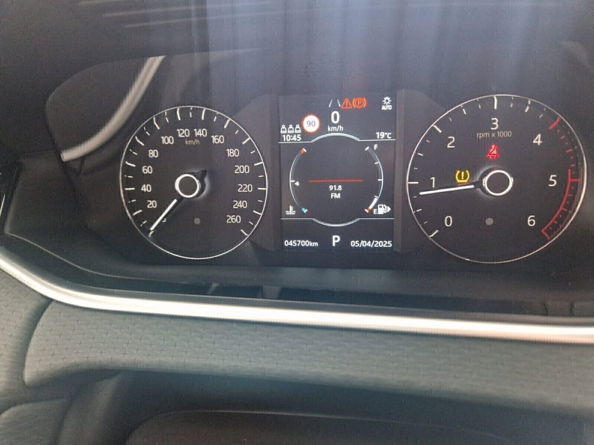 Land Rover Range Rover Evoque 2.0D I4 180 CV AWD Auto R-Dynamic (15)
