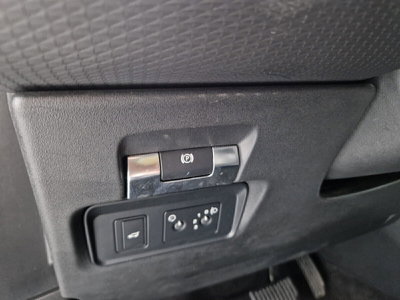 Land Rover Range Rover Evoque 2.0D I4 180 CV AWD Auto R-Dynamic (17)