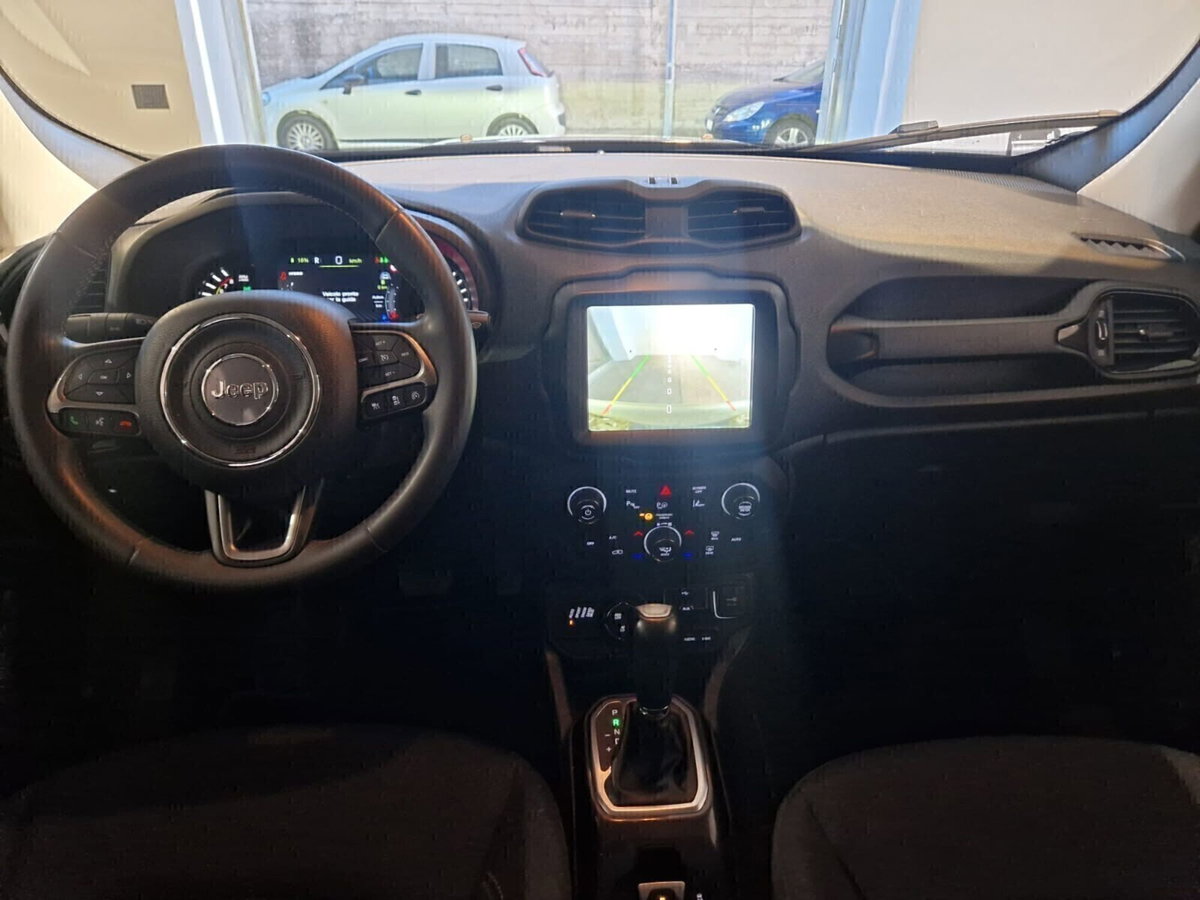 Jeep Renegade 1.3 T4 190CV PHEV 4xe AT6 Limited (13)