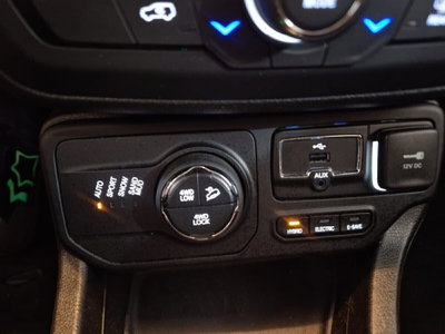 Jeep Renegade 1.3 T4 190CV PHEV 4xe AT6 Limited (16)