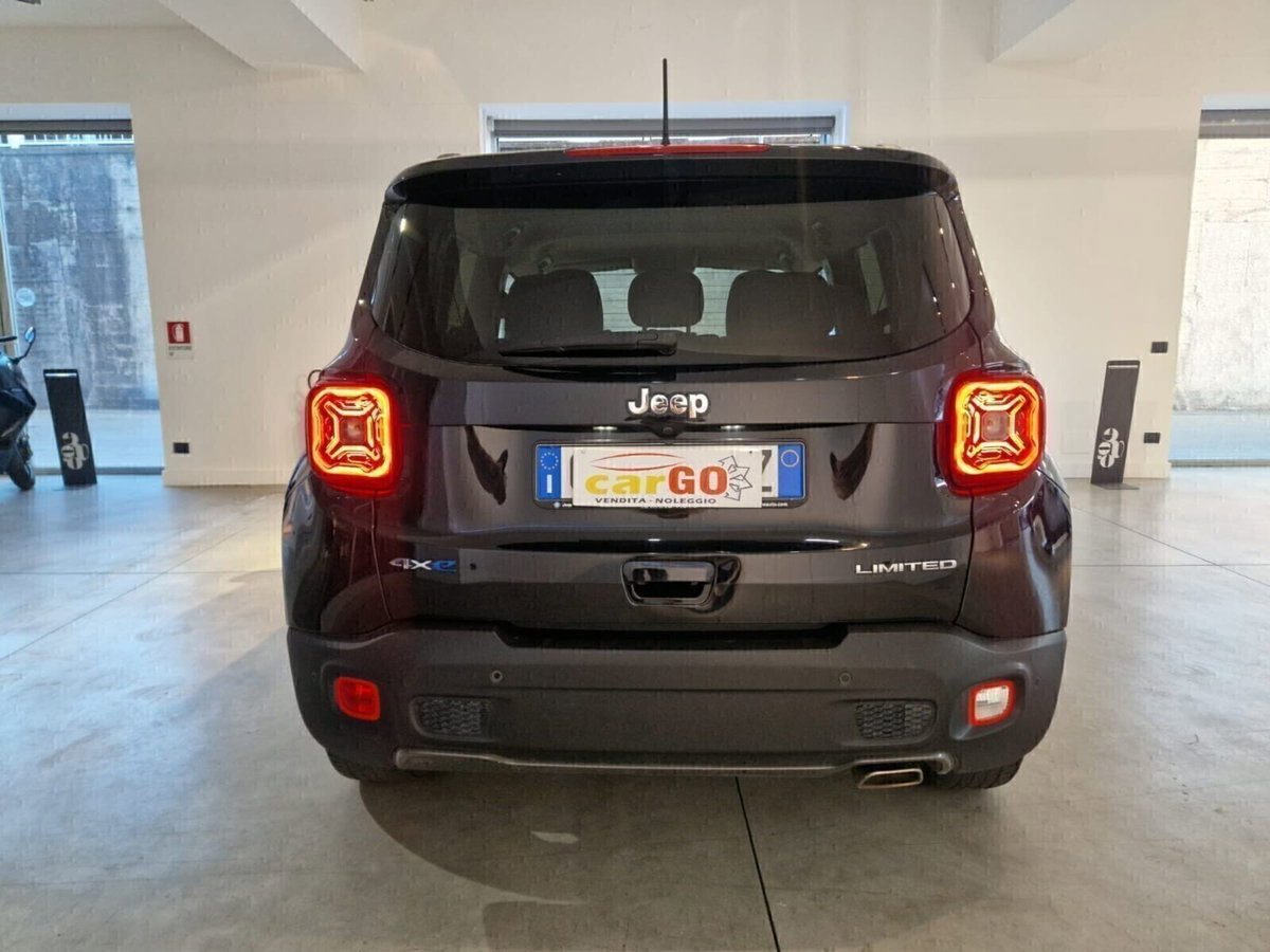 Jeep Renegade 1.3 T4 190CV PHEV 4xe AT6 Limited (5)