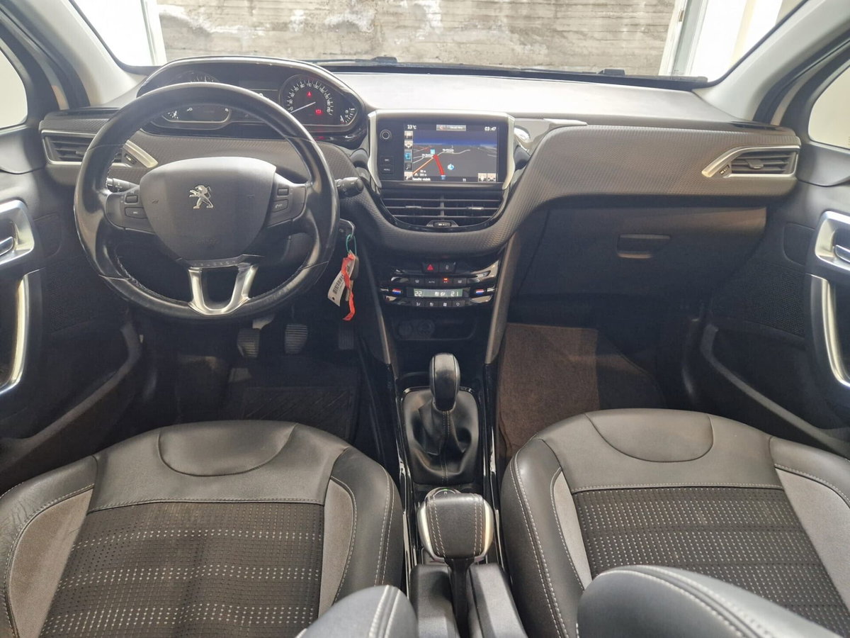 Peugeot 2008 100 Allure (10)