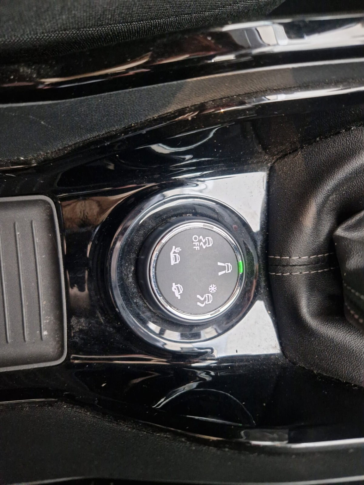 Peugeot 2008 100 Allure (16)