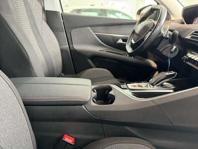 Peugeot 3008 BlueHDi 130 S&S Allure (15)