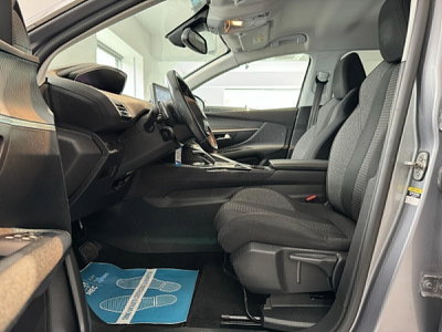 Peugeot 3008 BlueHDi 130 S&S Allure (9)