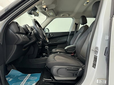 MINI Mini Countryman 2.0 Cooper D Hype Countryman (11)