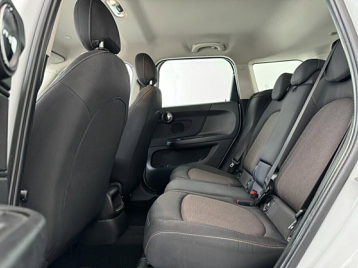 MINI Mini Countryman 2.0 Cooper D Hype Countryman (15)