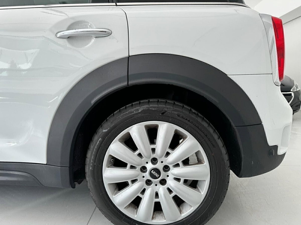 MINI Mini Countryman 2.0 Cooper D Hype Countryman (8)