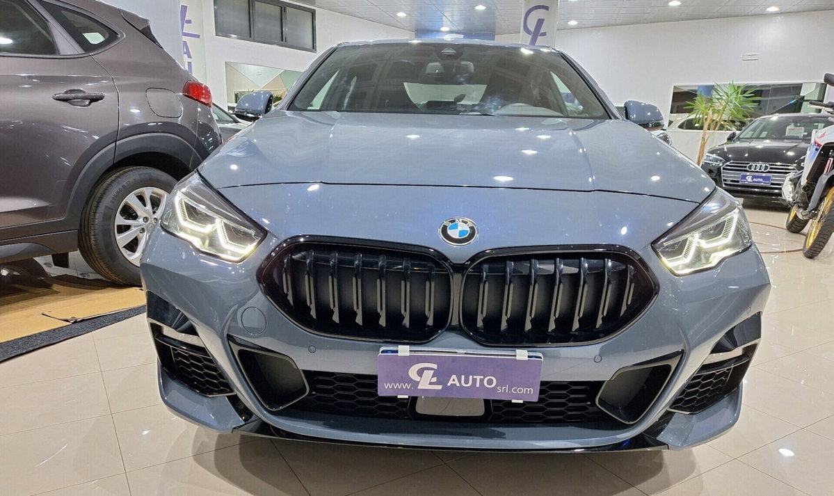 BMW Serie 2 Gran Coupé 220d  aut. (2)