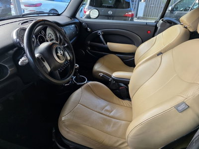 MINI Mini Cabrio 1.6 16V One Cabrio (12)