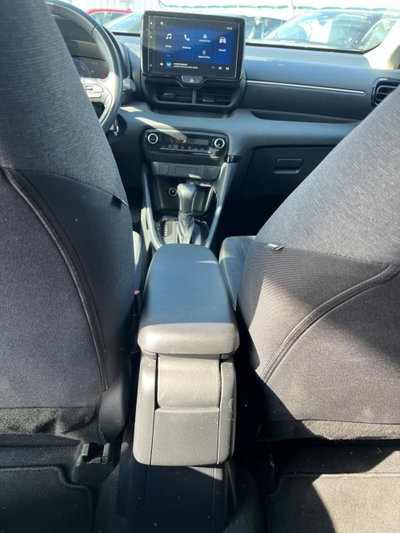 Toyota Yaris Cross Trend fwd 115cv e-cvt (17)