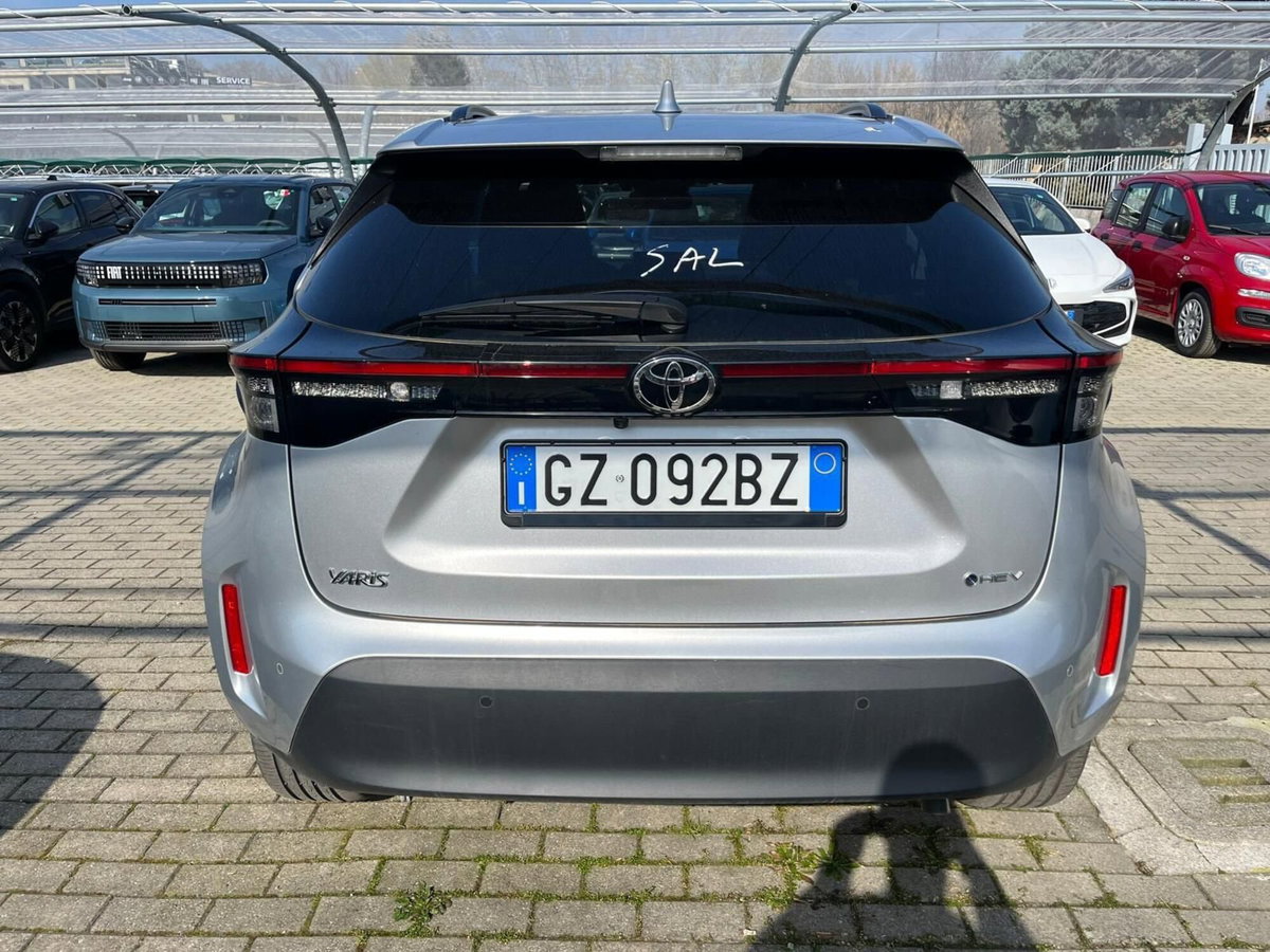 Toyota Yaris Cross Trend fwd 115cv e-cvt (6)