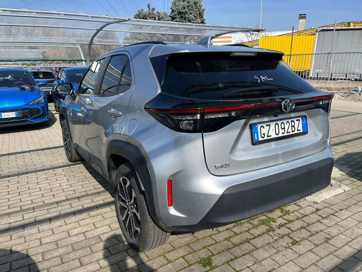 Toyota Yaris Cross Trend fwd 115cv e-cvt (7)