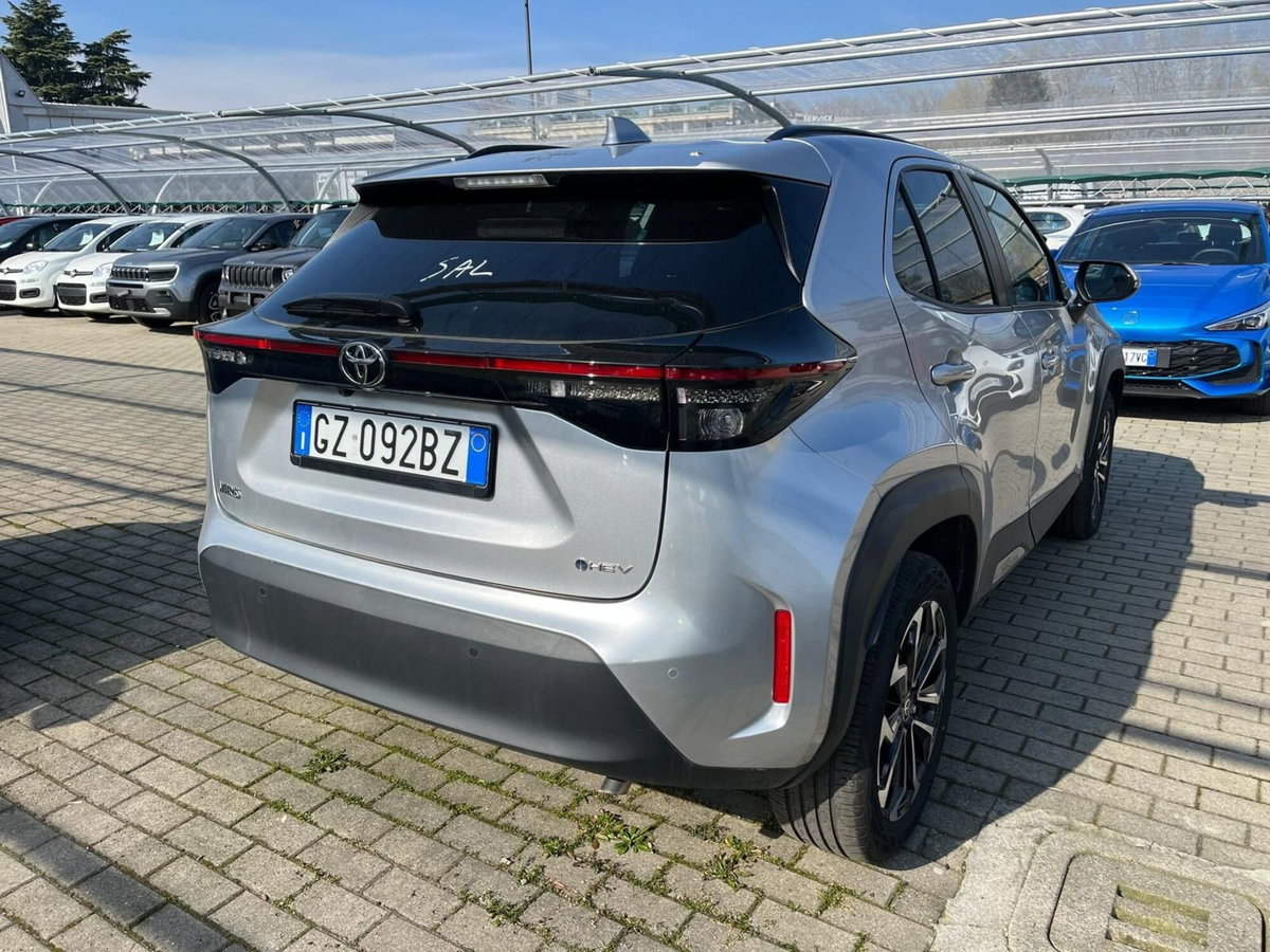 Toyota Yaris Cross Trend fwd 115cv e-cvt (8)