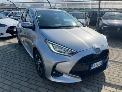 toyota yaris 1.5 hybrid 5 porte trend