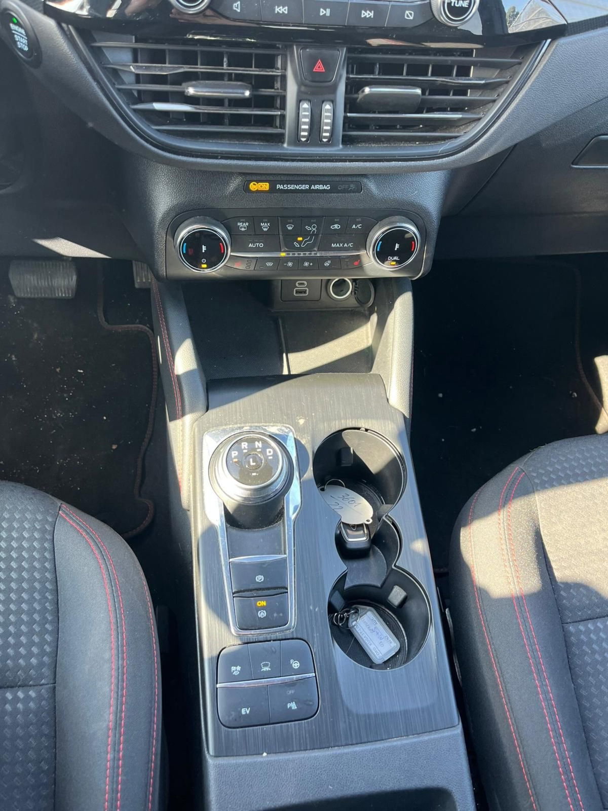 Ford Kuga 2.5 Plug In Hybrid 225 CV CVT 2WD ST-Line (20)