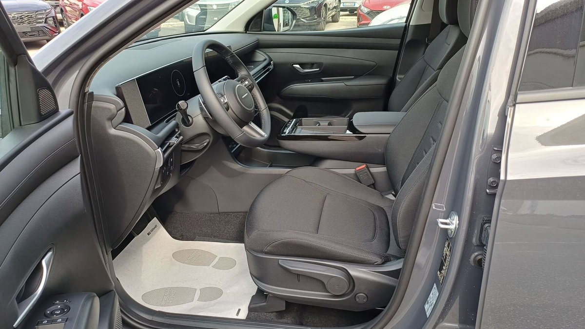 Hyundai Tucson 1.6 hev Business 4wd 239cv auto (10)