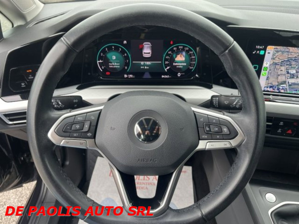 Volkswagen Golf 1.0 TSI EVO Life (11)