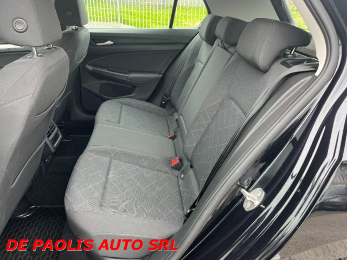 Volkswagen Golf 1.0 TSI EVO Life (7)