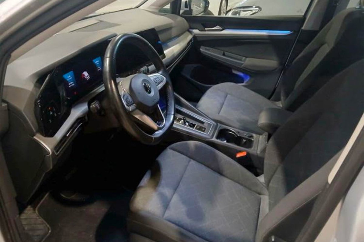 Volkswagen Golf Variant 1.0 eTSI EVO DSG Life (5)