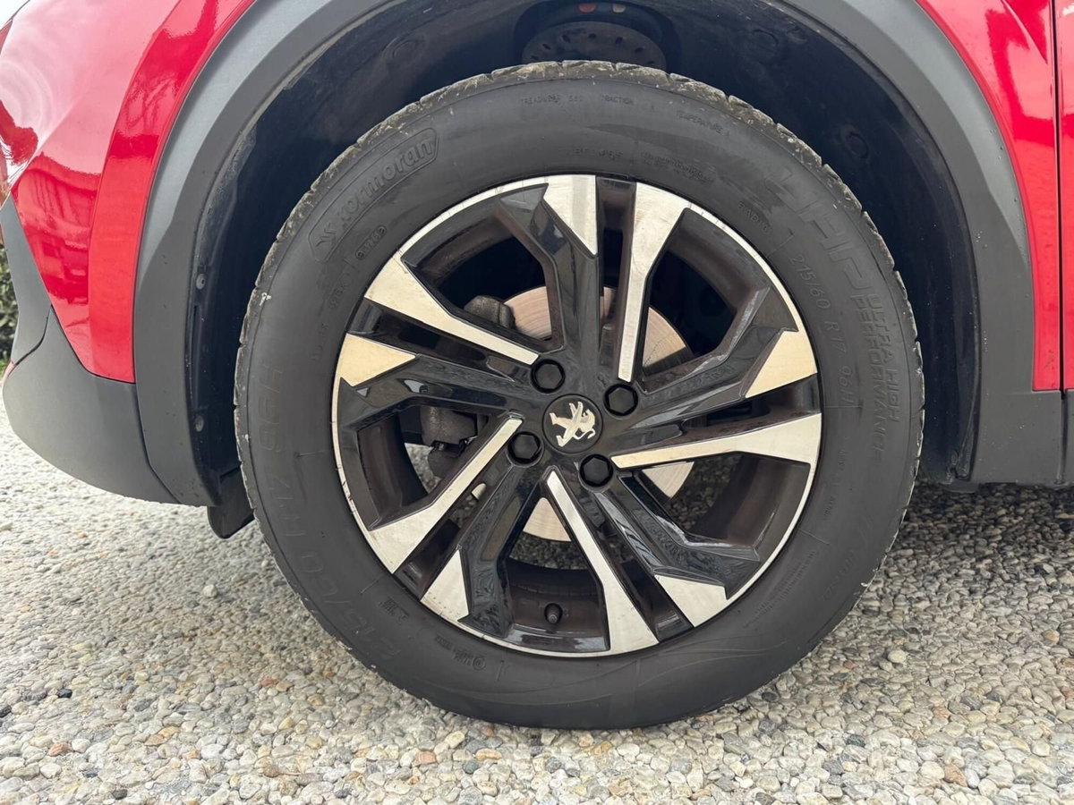 Peugeot 2008 1.2 puretech Active s&s 100cv (15)