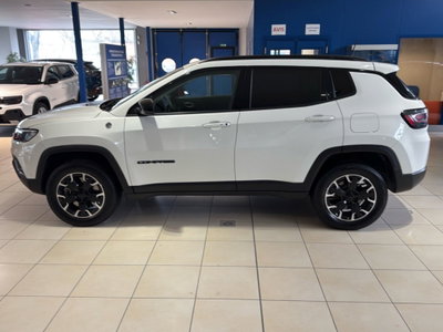Jeep Compass 1.3 turbo t4 phev Trailhawk 4xe auto (2)