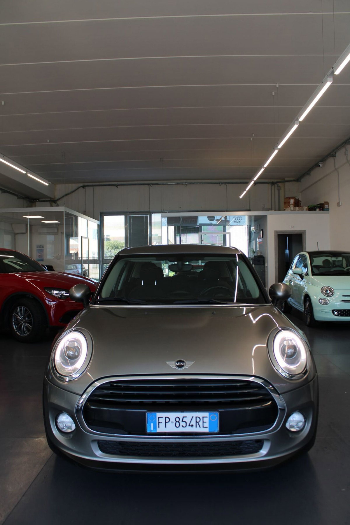 MINI Mini 1.5 Cooper D 5 porte (2)