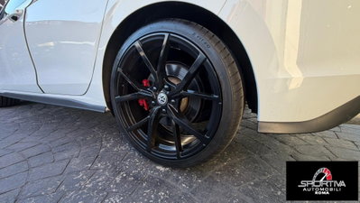 Volkswagen Golf 2.0 TSI GTI (13)